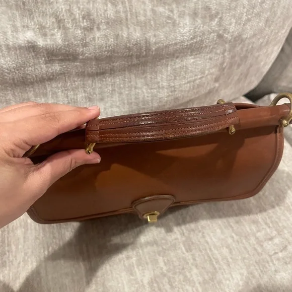 Vintage Coach Willis π - Picture 3 of 13